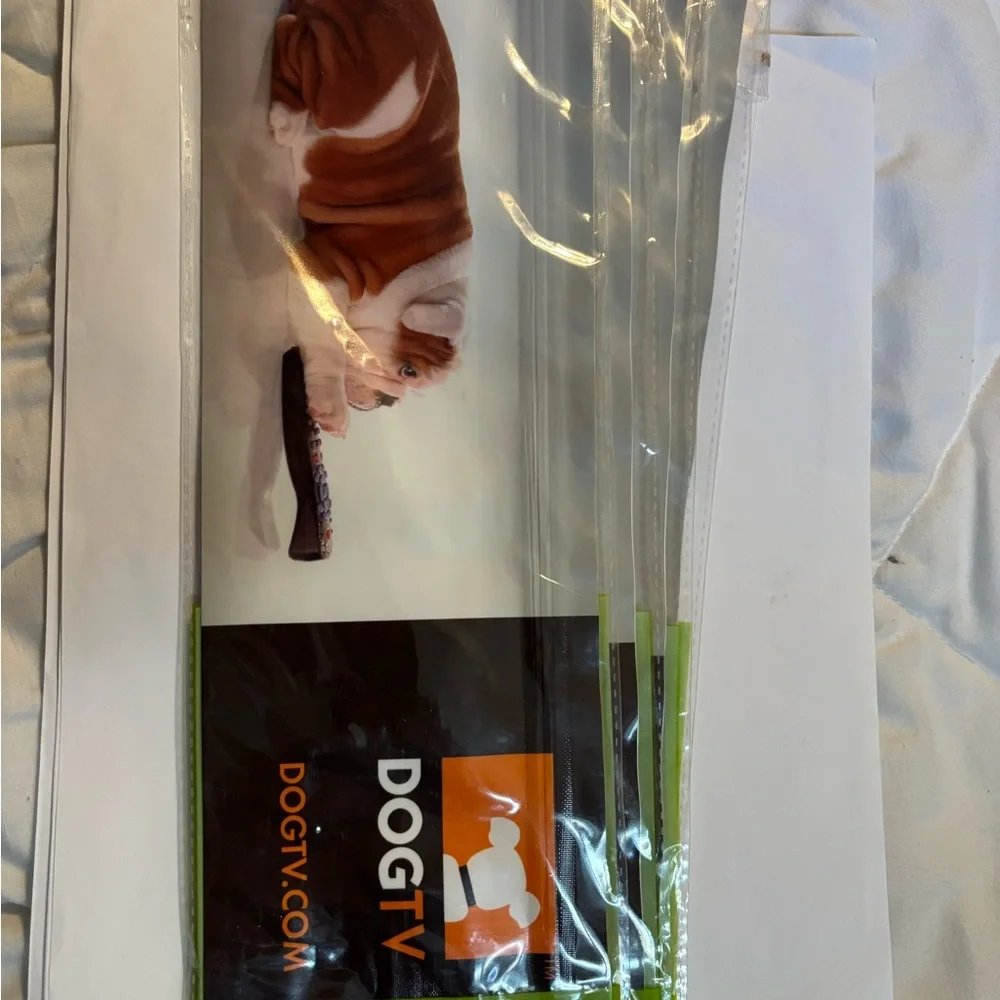 Dogtv pet travel bowl NWT